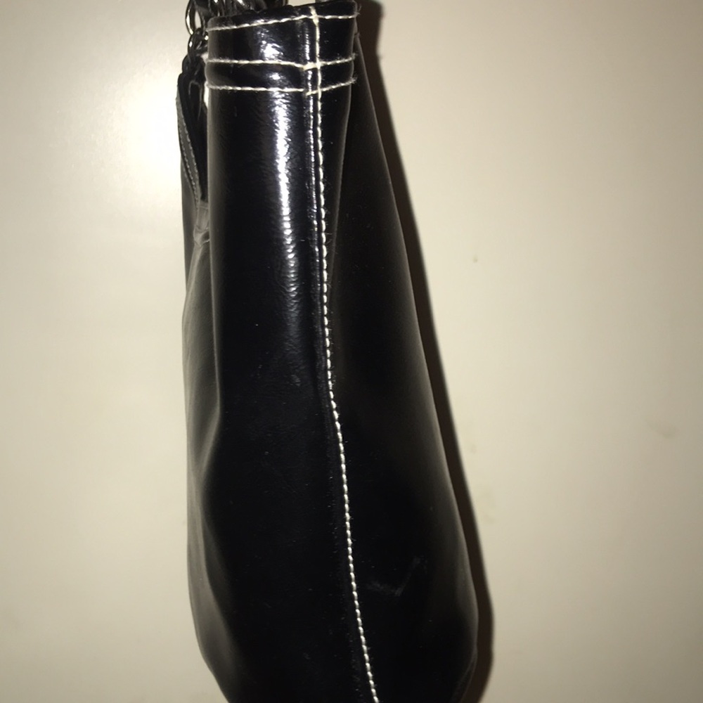 Handbag - Picture 3 of 7